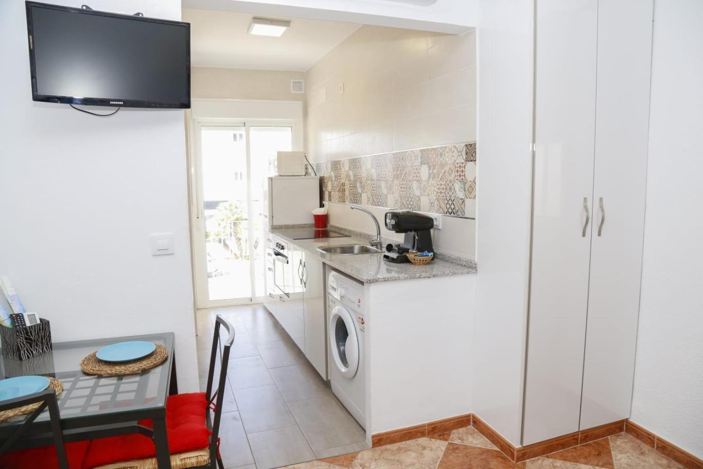 Alojamientos El Punto Playa Conil Conil De La Frontera Ngoại thất bức ảnh